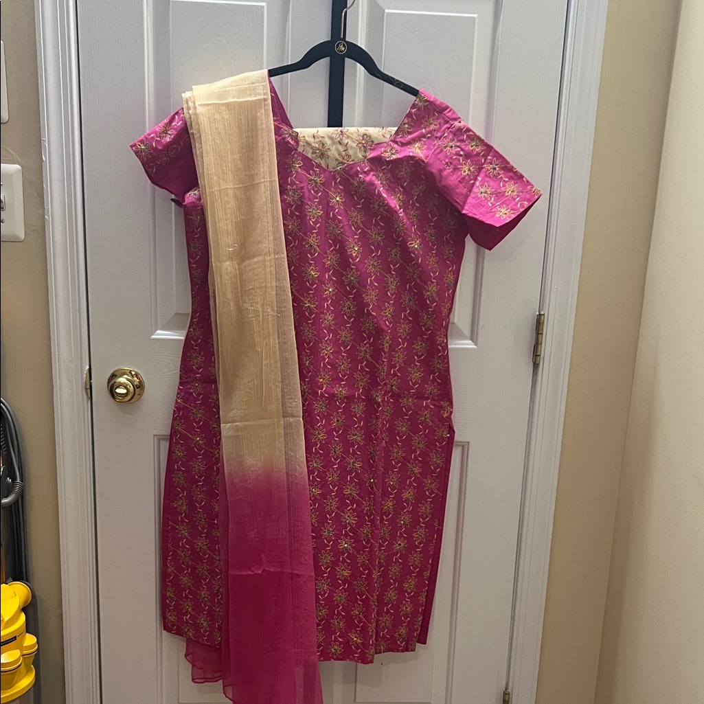 Vibrant Pink And Cream Salwar Suit